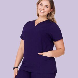 Mandala 6 pocket top eggplant scrub top